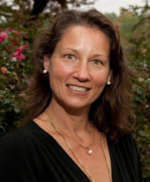 Send a message to Metsie Schmoll,Associate Broker